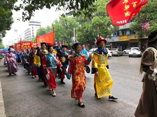 清朝吃瓜的群众,围观与娱乐的交织