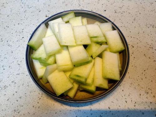 吃瓜油片,吃瓜油片背后的真相与内幕