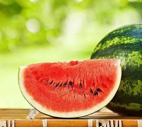 待君归 吃瓜,揭秘娱乐圈的甜蜜瓜田